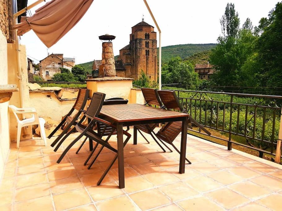 Casa Rural Barangua En El Pirineo Aragones Santa Cruz de la Serós Εξωτερικό φωτογραφία